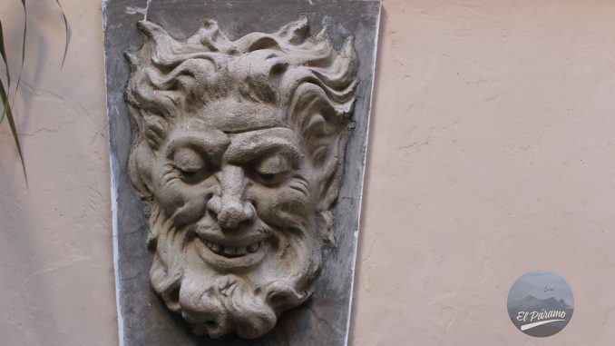 Máscara Teatro Itaré