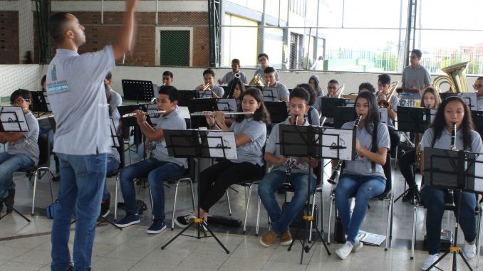 Banda-Doce-de-Octubre