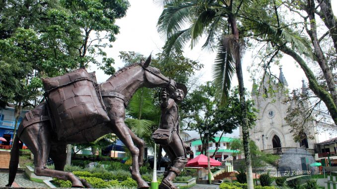 Monumento-al-Arriero