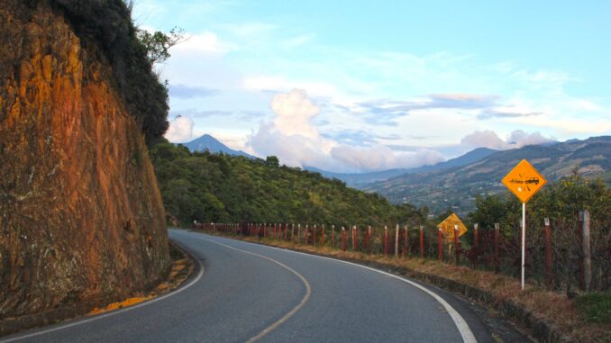 Vía-Sonsón---Medellín