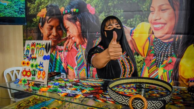 La Alegría de Servir