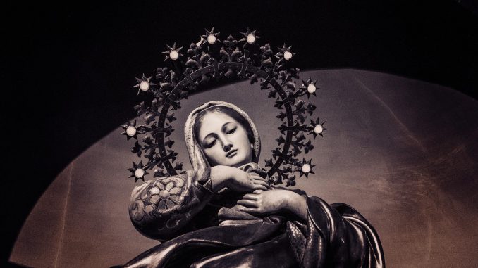 Satísima Virgen María