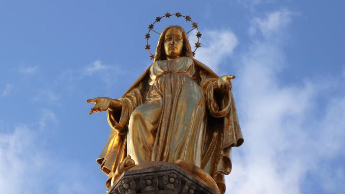 Virgen María