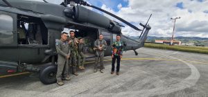 Cornare trasladó 22 animales silvestres al Parque de Conservación Piscilago con apoyo de la Fuerza Aeroespacial Colombiana