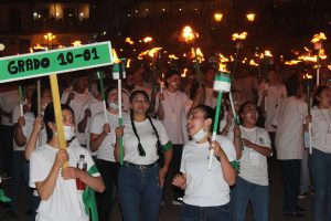 Sonsón celebra los 75 años de la Industrial con llama olímpica, desfile de bandas y gran baile popular